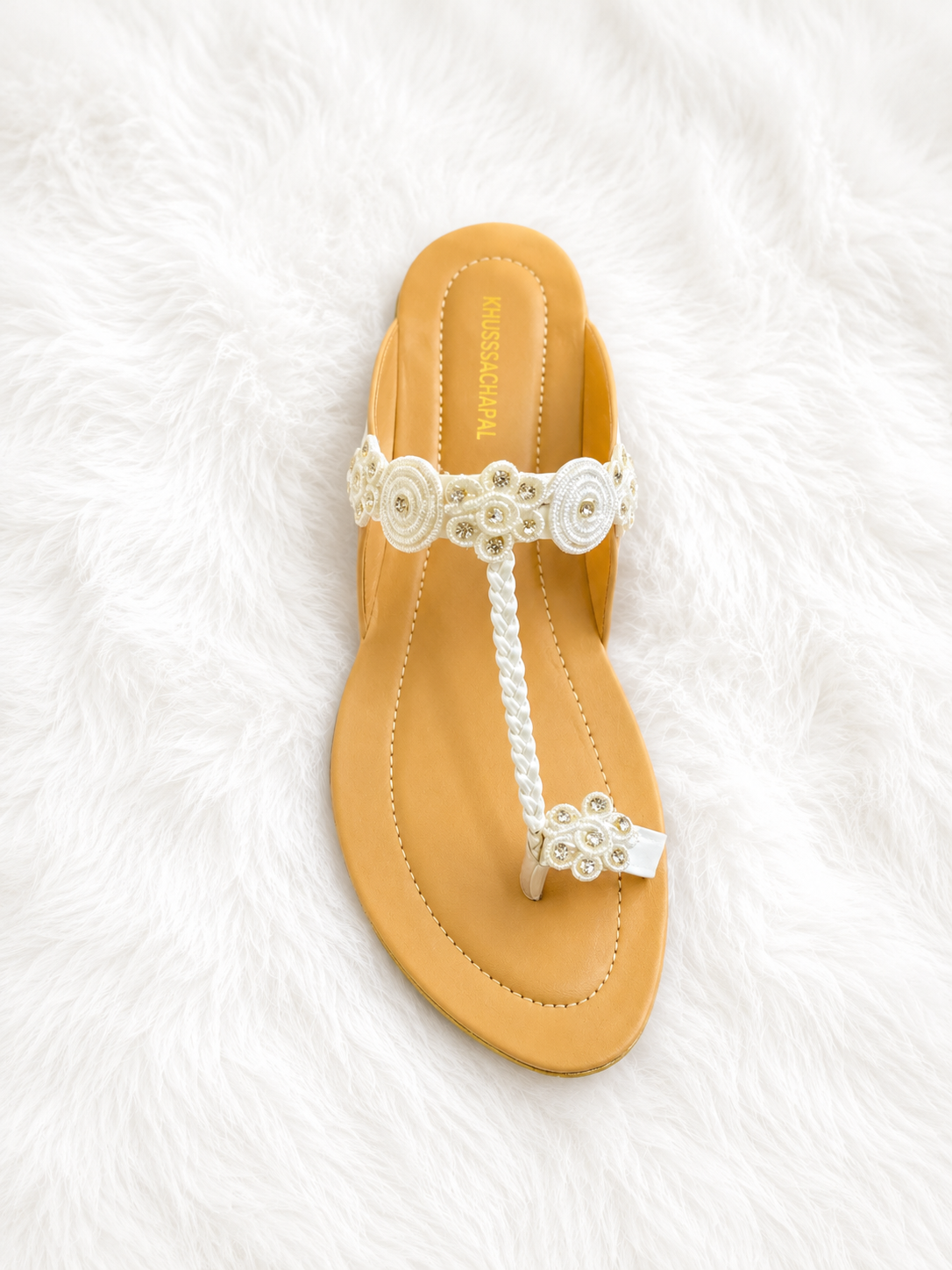 PREMIUM QUALITY KOHLAPURI [KP-103] WHITE